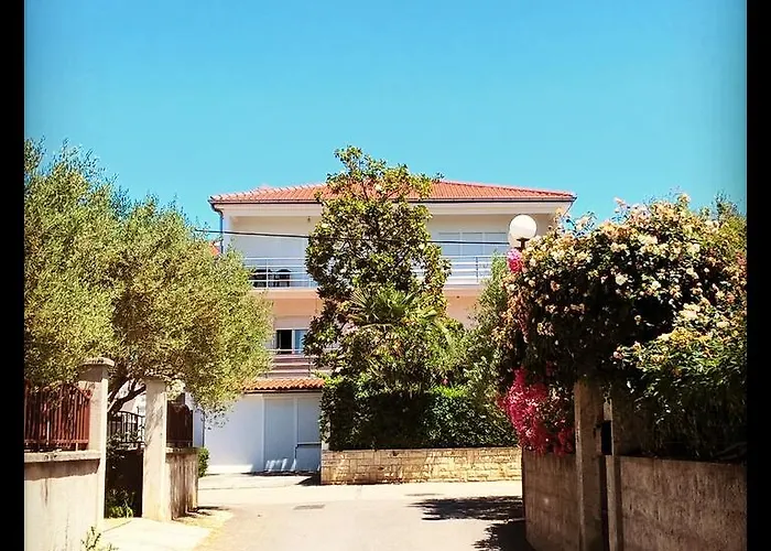 Karma Апартаменты *