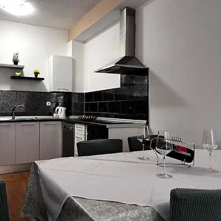 Apartment Karma *